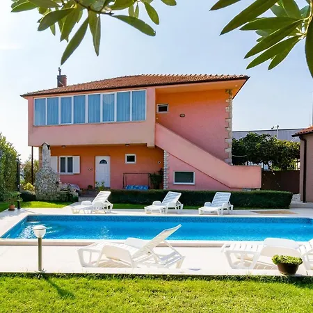 Apartment Holiday House Damir - 1 And 2 - Happy Pula